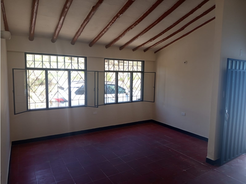 CASA EN VENTA EN SAN MARTÍN, SAN GIL | 160 M² DE TERRENO - 6