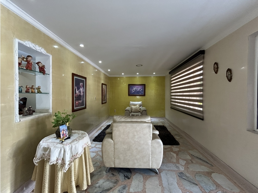 Casa en Venta en La Victoria | 490 m² Construidos | 5 Habitaciones — foto 2