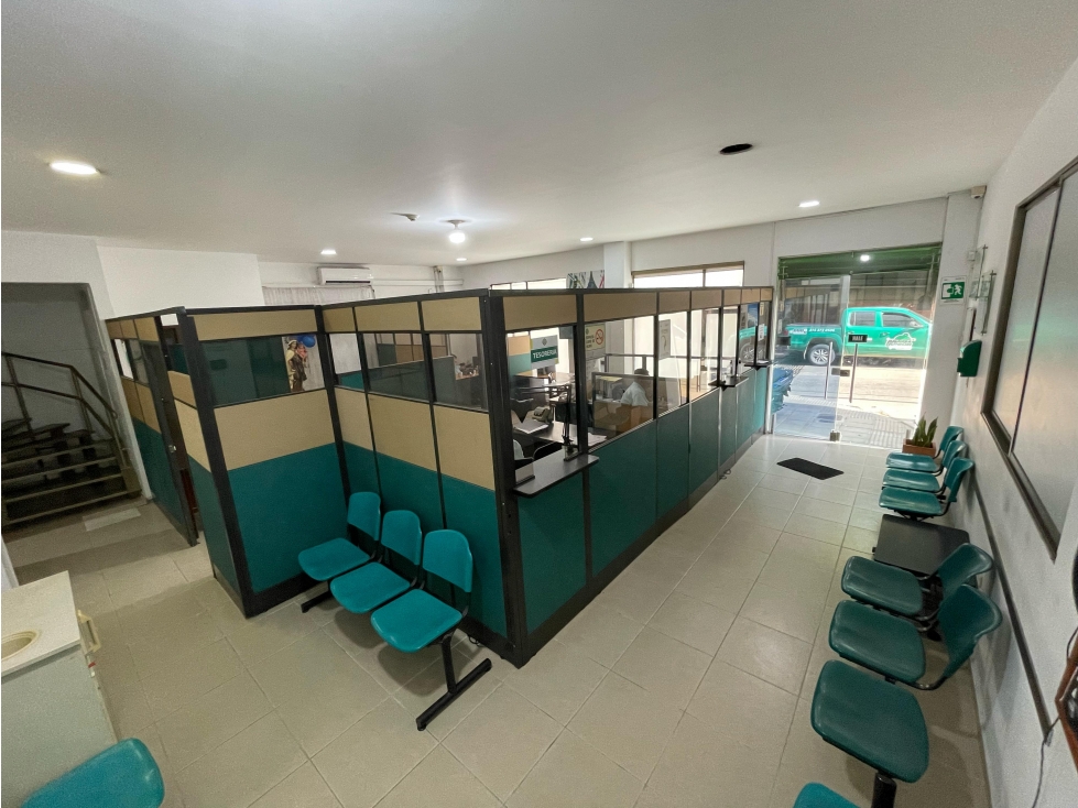 En Venta Bodega en Girón (Barrio La Esmeralda) - 6