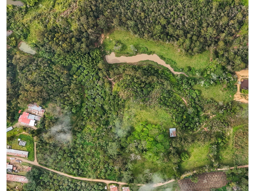 Finca en venta de 13,2 hectáreas en La Mesa de los Santos - 1
