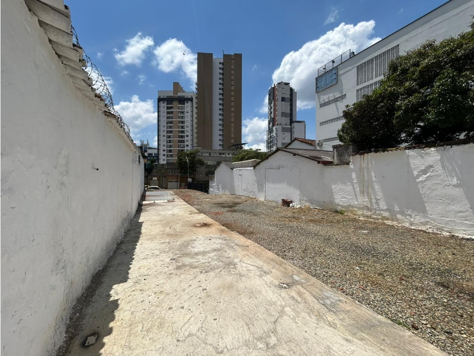 Lote urbano de 425 m² ideal para proyecto inmobiliario o inversión - 5