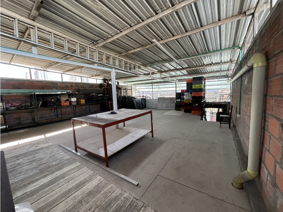 Bodega Comercial en Venta La Concordia | 540 m² | Local y Oficinas - 5