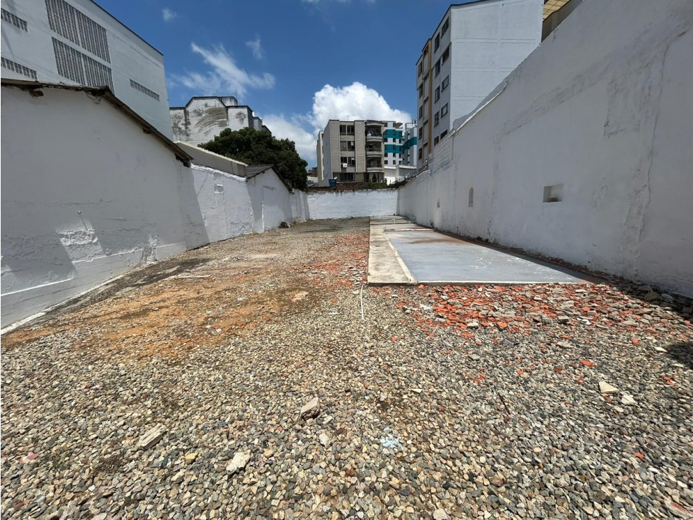 Lote urbano de 425 m² ideal para proyecto inmobiliario o inversión - 6