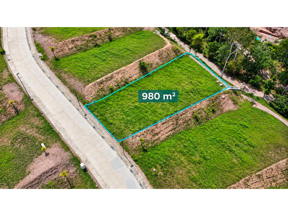 Lote Plano en Venta de 980 m² en Bosque Masaryk | Club House - 2