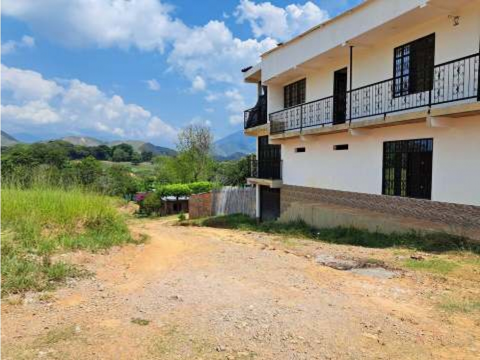 Venta de Casa Con DESCUENTO en Chaparral Tolima - 2