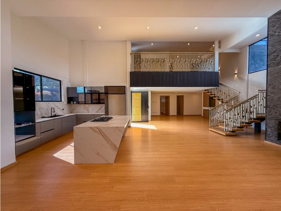 Casa de Lujo en Venta - El Escobero — foto 5