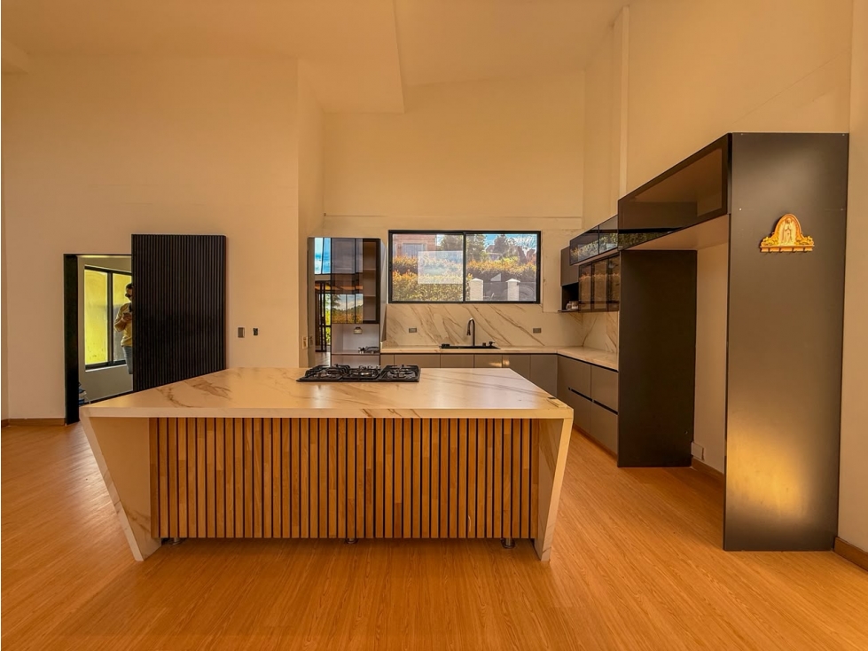 Casa de Lujo en Venta - El Escobero — foto 6