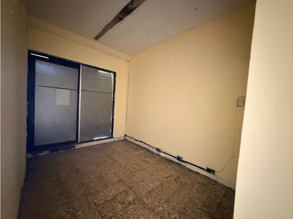 CASA - LOCAL EN VENTA EN COLONIA CENTRAL — foto 4