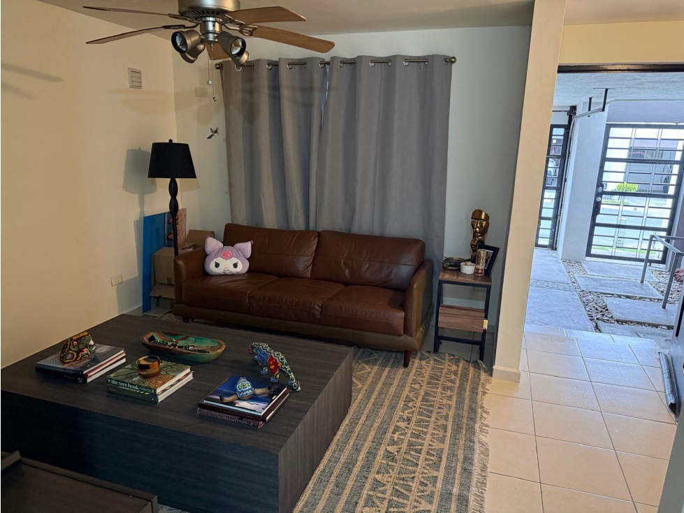 CASA EN RENTA PUERTA DE HIERRO — foto 5