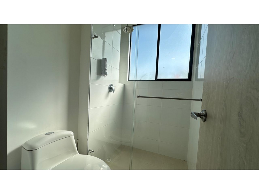 Venta de apartamento con vista espectacular Avenida Sur — foto 2
