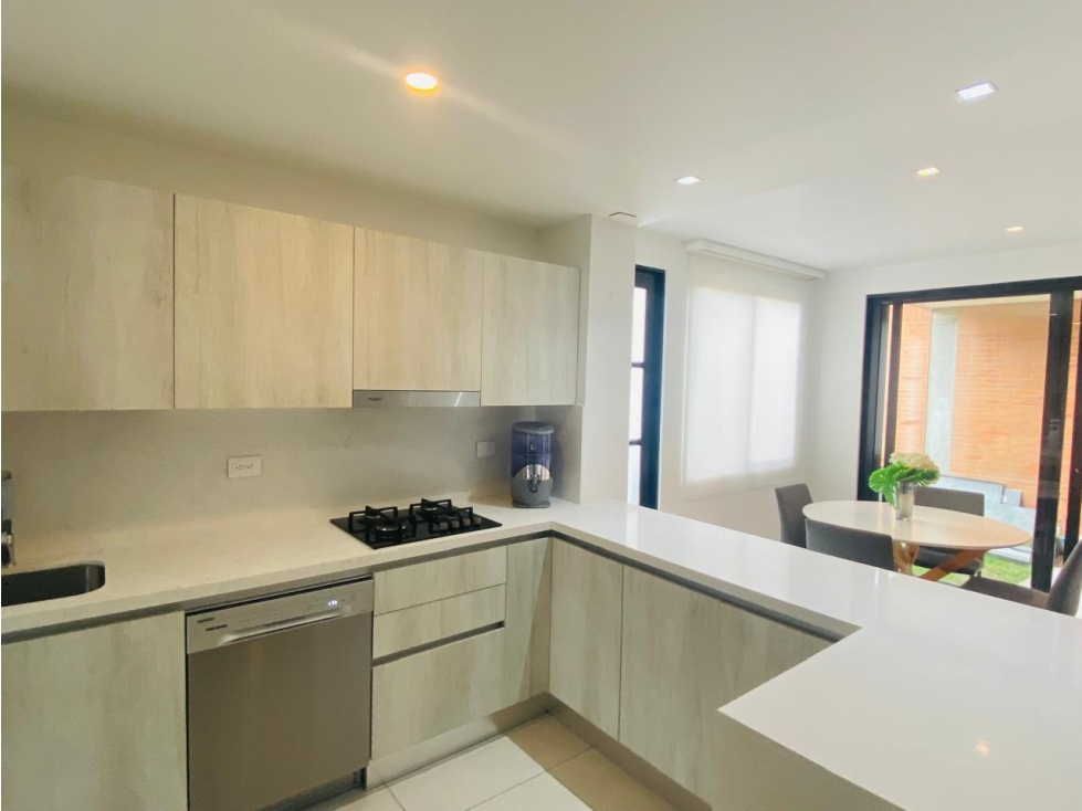 Linda Casa en Venta Conjunto Cerrado, Cerritos, Pereira — foto 5