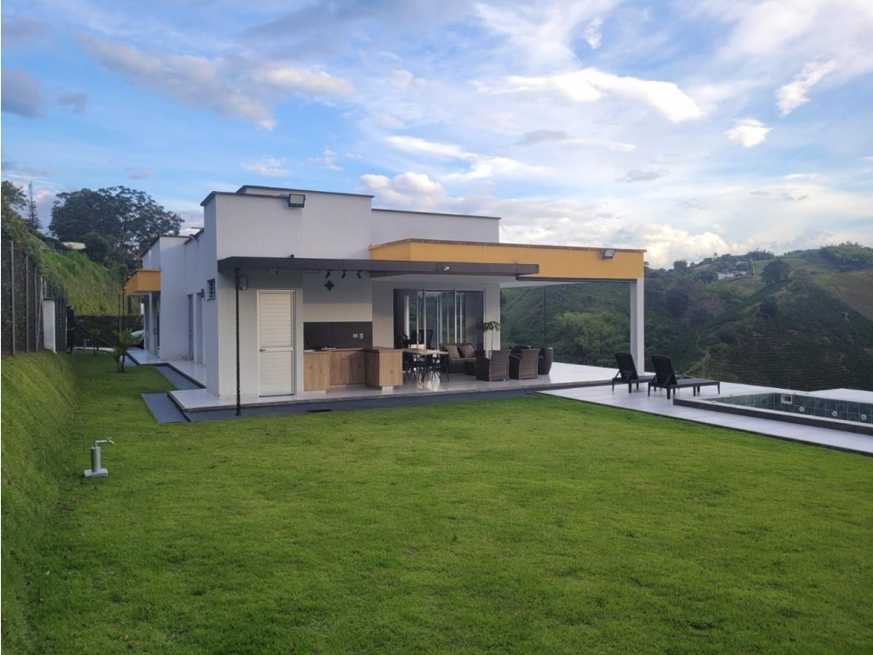 Vendo Linda Casa Campestre, Pereira, Vía Armenia  — foto 2