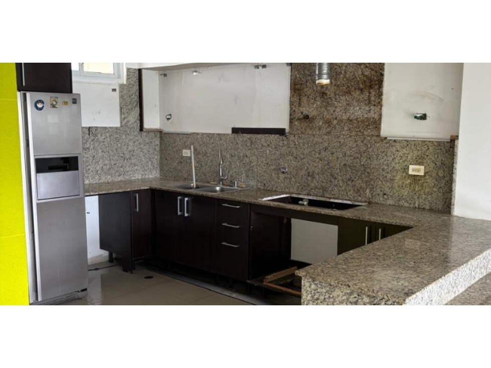 VENTA DE APARTAMENTO EN ALTAMIRA GARDEN 150M2 — foto 4