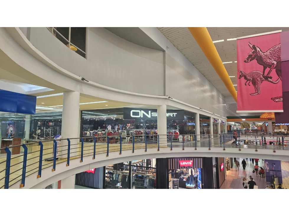 VENTA DE LOCAL COMERCIAL EN ALBROOK MALL - 202M2 - 2