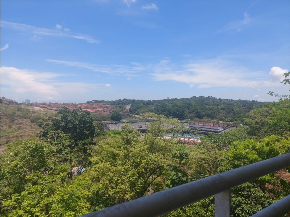 VENTA DE APARTAMENTO EN ANCÓN - PH ALTAMIRA GARDEN -TORRE E