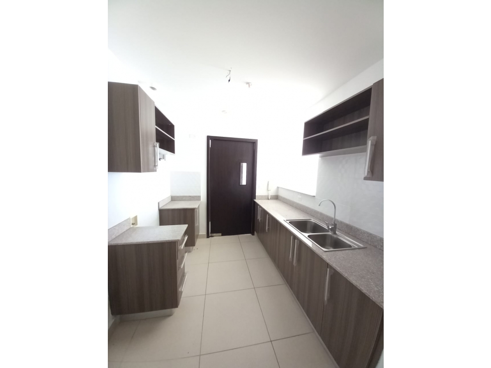VENTA DE APARTAMENTO EN PH ALTATERRA TORRE 400 AVE DOMINGO DIAZ — foto 3