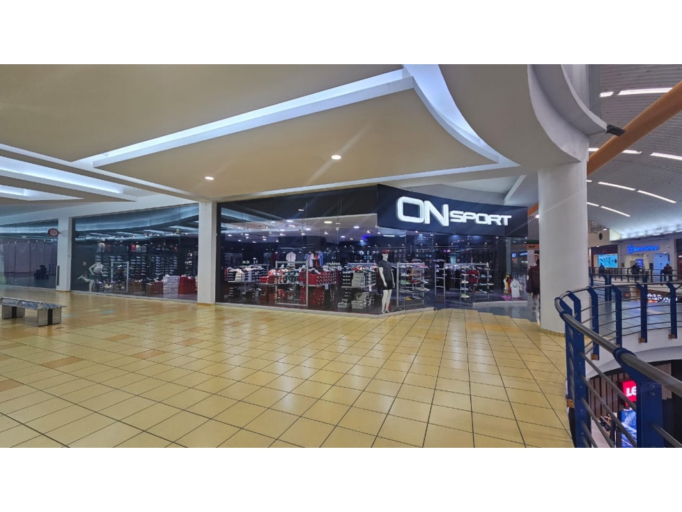LOCAL COMERCIAL EN ALBROOK MALL- 202 M2 - VENTA - 3