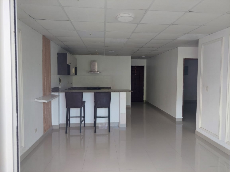 VENTA DE APARTAMENTO EN PH ALTA VISTA MIRAFLORES- BETANIA — foto 2