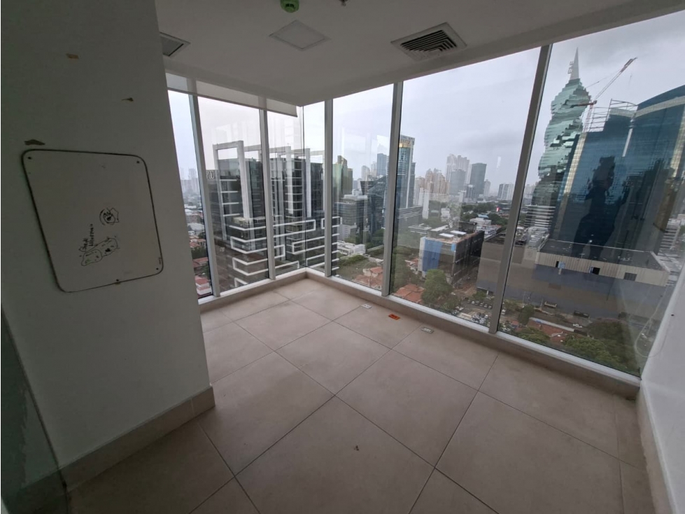 VENTA DE OFICINAS EN TORRE SL - 55- OBARRIO PISO COMPLETO — foto 4