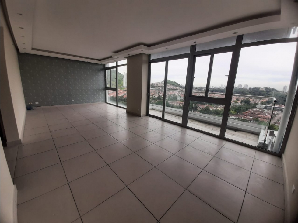 VENTA DE AMPLIO APARTAMENTO EN PH 4 HORIZONTES - ALTOS DE PANAMA — foto 5