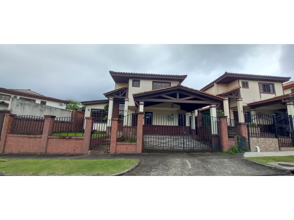 VENTA EN PH MIRADOR DEL LAGO - 4 RECÁMARAS - TERRAZA CALLE PRINCIPAL