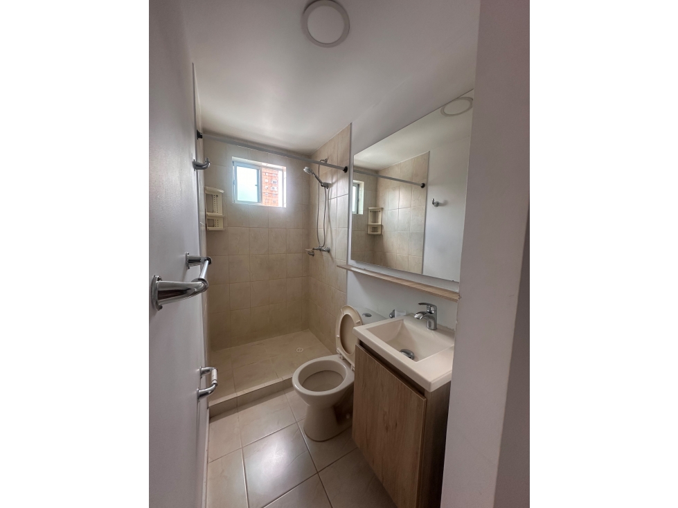 Apartamento en Venta ó Arriendo en Boston Medellín — foto 4