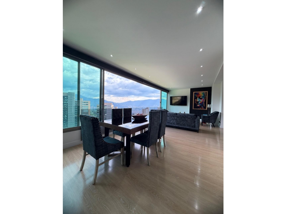 Apartamento de Lujo en Venta Poblado Los Balsos Medellín — foto 4