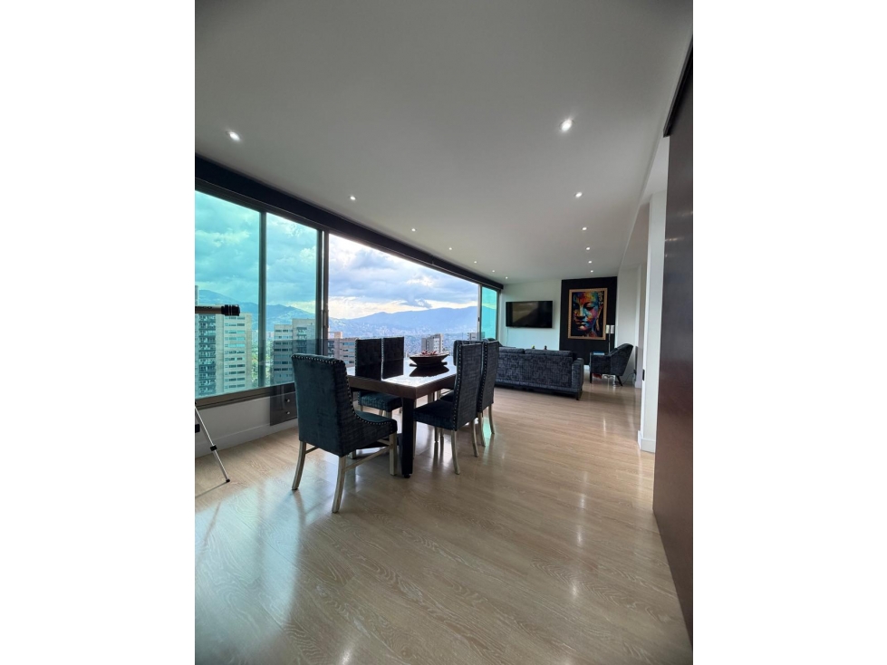 Apartamento de Lujo en Venta Poblado Los Balsos Medellín — foto 6