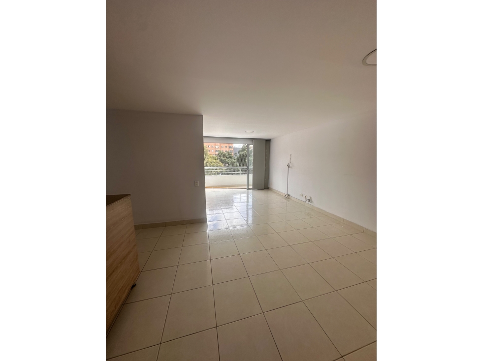 Apartamento en Venta ó Arriendo en Boston Medellín — foto 3