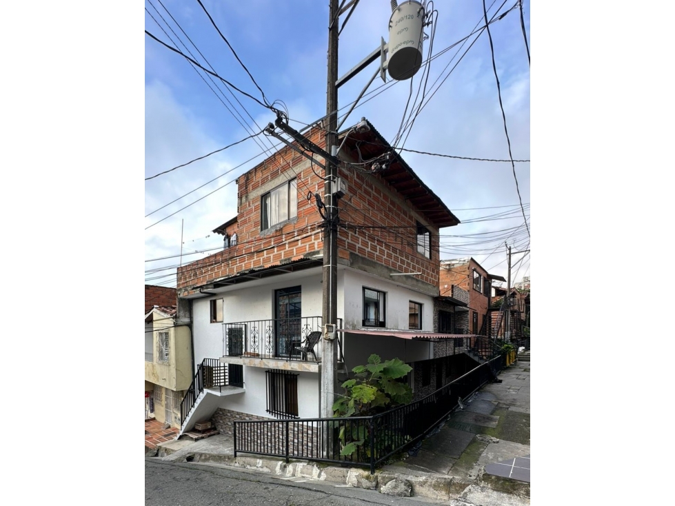 Casa en Venta Robledo Aures Medellín