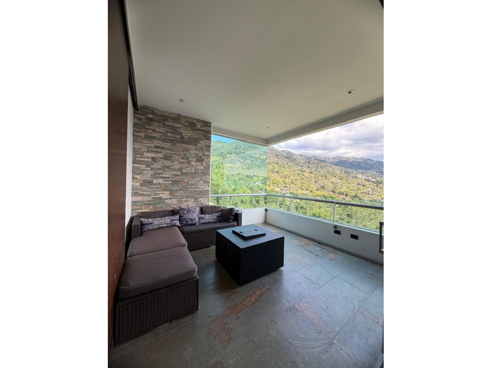 Apartamento de Lujo en Venta Poblado Los Balsos Medellín — foto 3