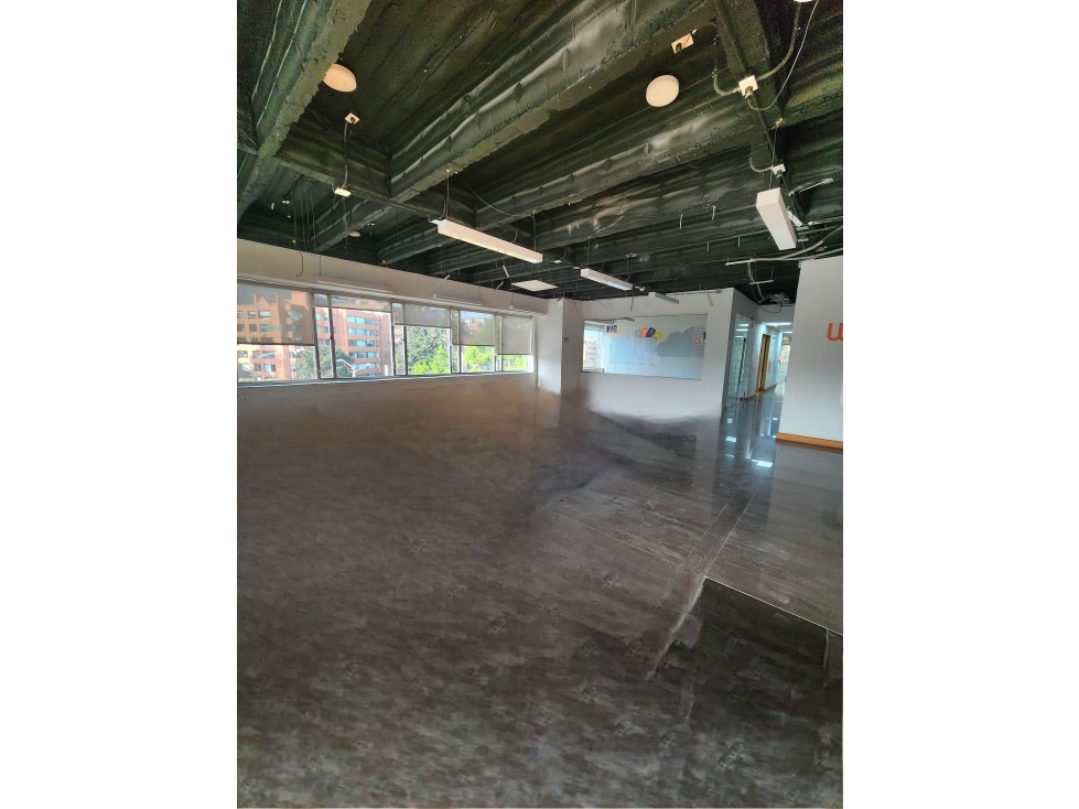 Arriendo de Oficina en Centro Empresarial Chicó, Bogotá D.C. — foto 6