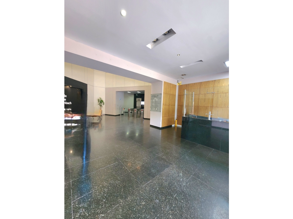 Arriendo de Oficina en Centro Empresarial Chicó, Bogotá D.C.