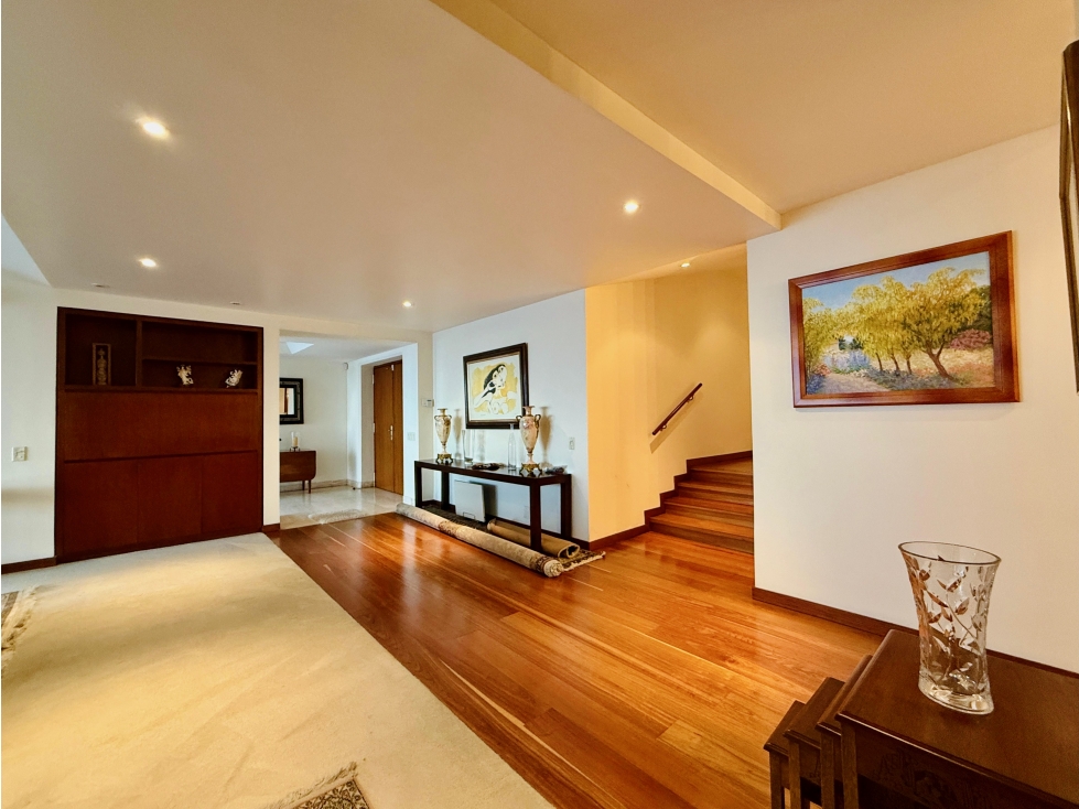 Venta Exclusivo Apartamento | Vista a Ciudad y Cerros en Rosales — foto 2