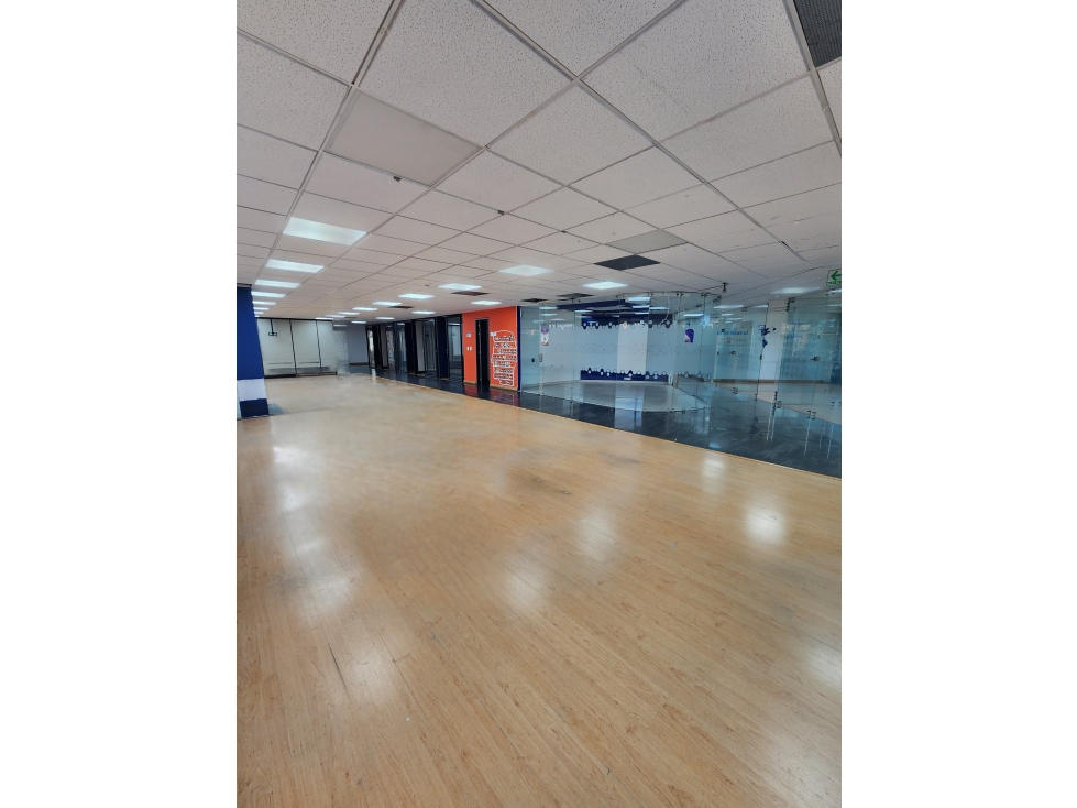Venta de Oficina en Centro Empresarial Chicó, Bogotá D.C.