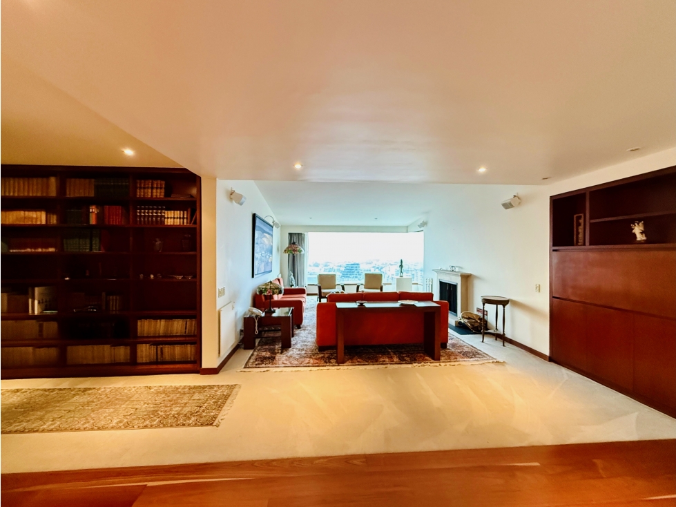Venta Exclusivo Apartamento | Vista a Ciudad y Cerros en Rosales — foto 3