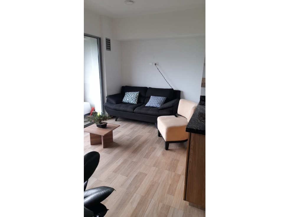 Venta de apartamento en La Estrella sector Toledo — foto 2