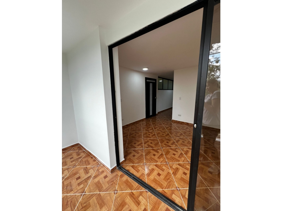 Apartamento en venta en Itagüí sector San Francisco — foto 4