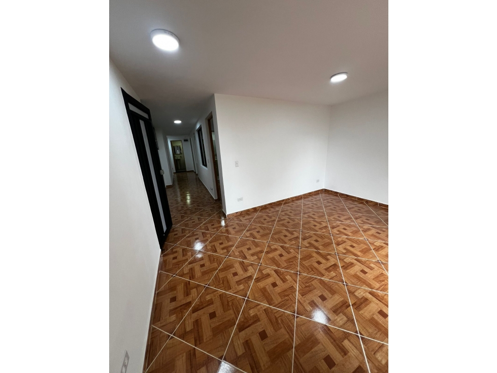 Apartamento en venta en Itagüí sector San Francisco — foto 2