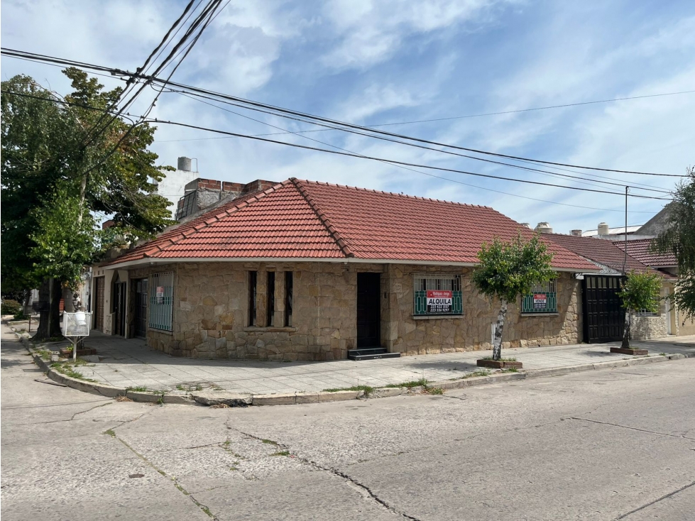 Chalet 4 ambientes 200m2