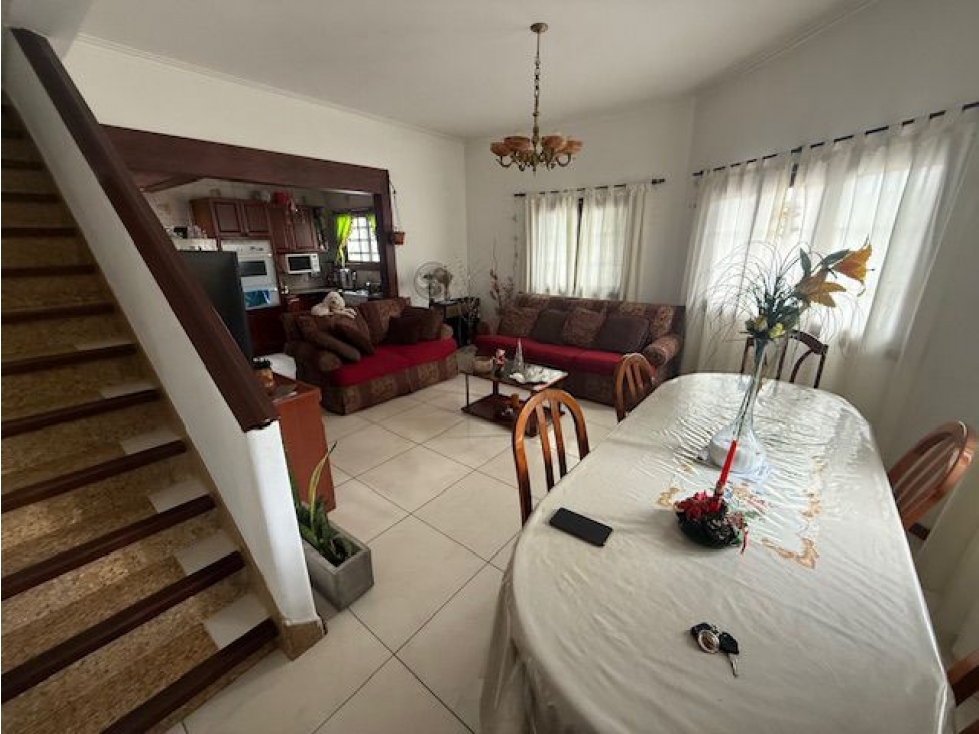 Chalet 3 ambientes en venta — foto 3
