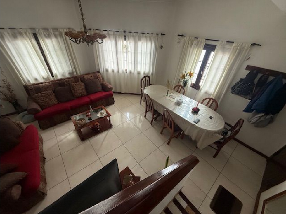 Chalet 3 ambientes en venta — foto 2