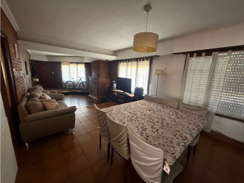 Chalet 4 ambientes en venta — foto 4