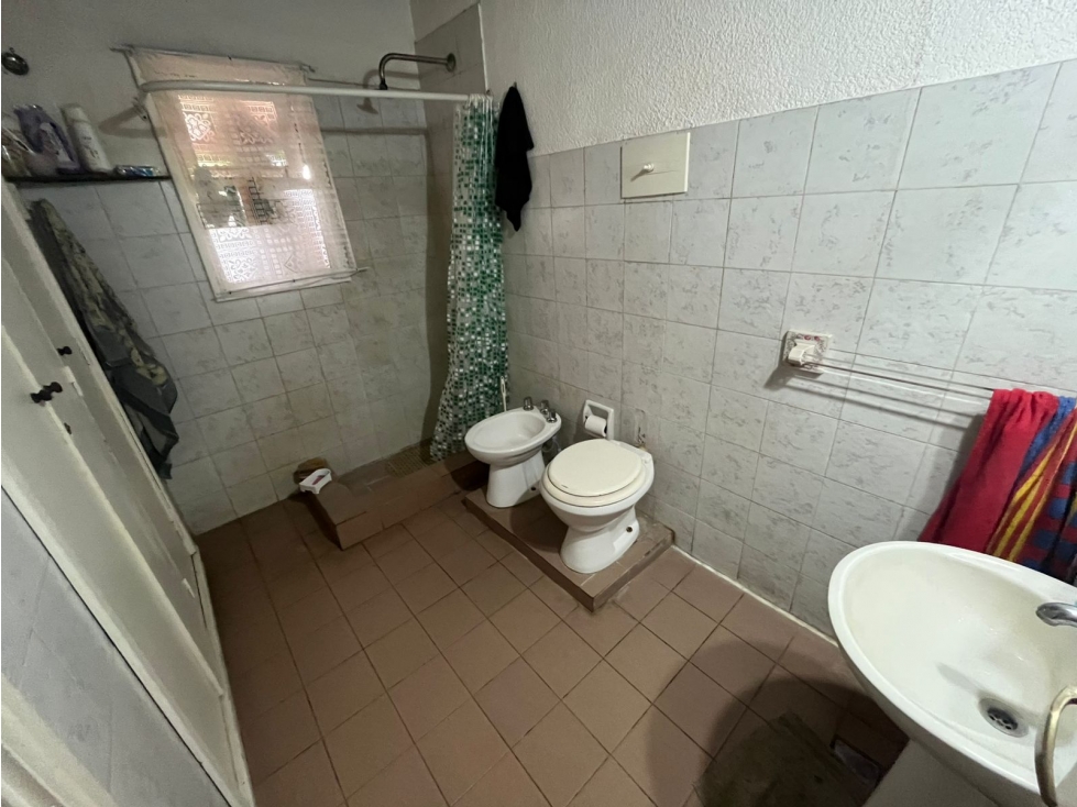 Chalet 3 amb + depto 1 ambiente - 6