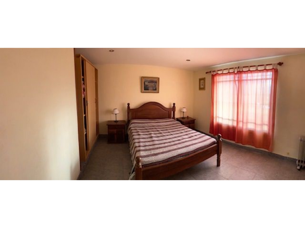 Chalet 4 y 2 ambientes en Venta - 5