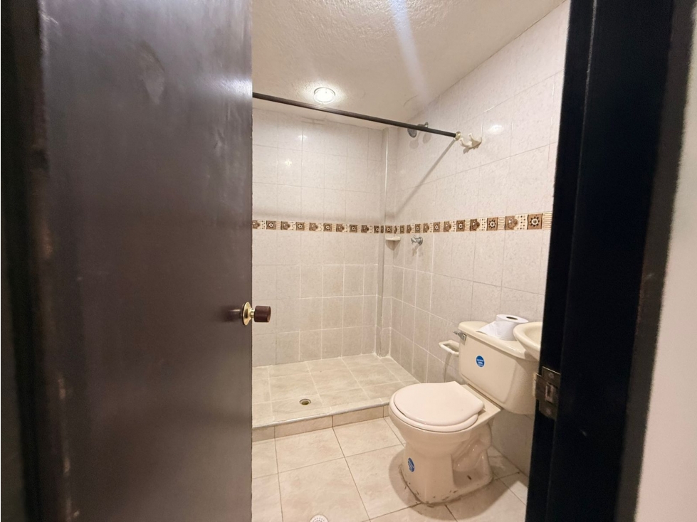 venta edificio valle del lili R.C 10116392 — foto 6