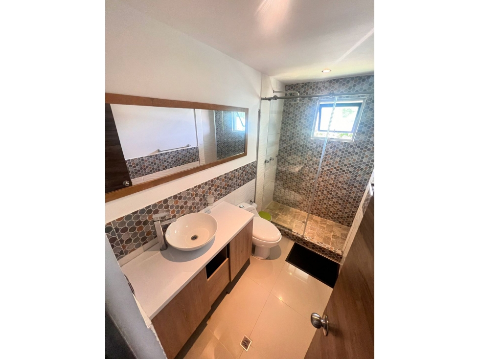 Finca de Lujo con Vista al Lago Calima WV9935188 - 4