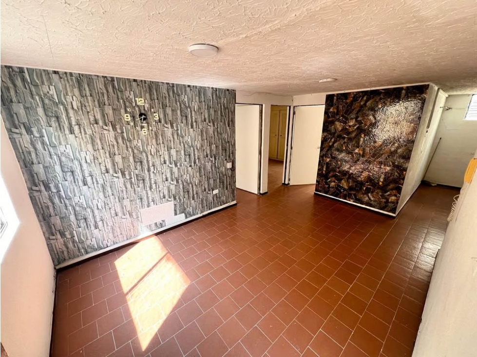 APARTAMENTO EN EL BARRIO LA BASE DE CALI PISO 4 - WV9949223 — foto 2