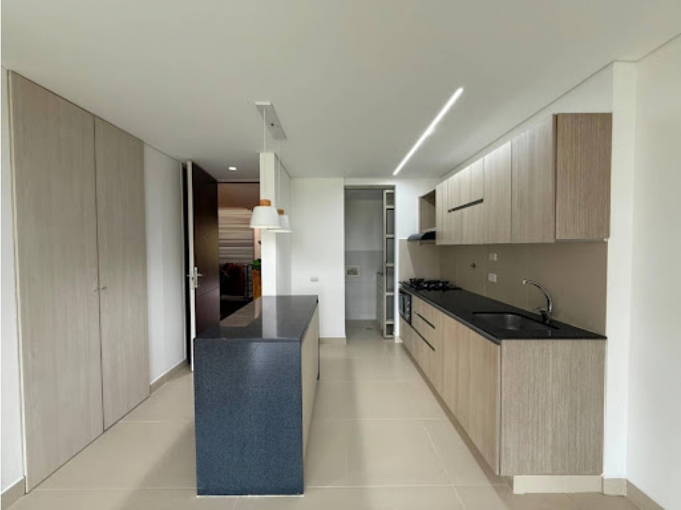 APARTAMENTO EN VENTA EN LLANOGRANDE - UNIDAD CERRADA — foto 2