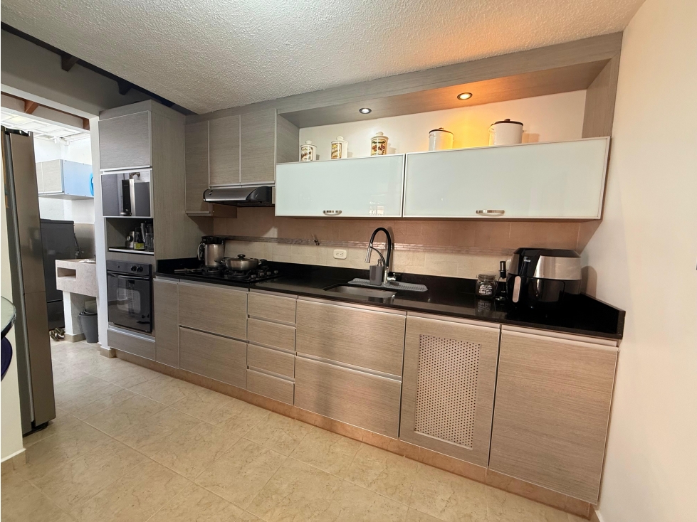 CASA EN VENTA EN RIONEGRO - CERCA A LA UCO - UNIDAD ABIERTA — foto 2